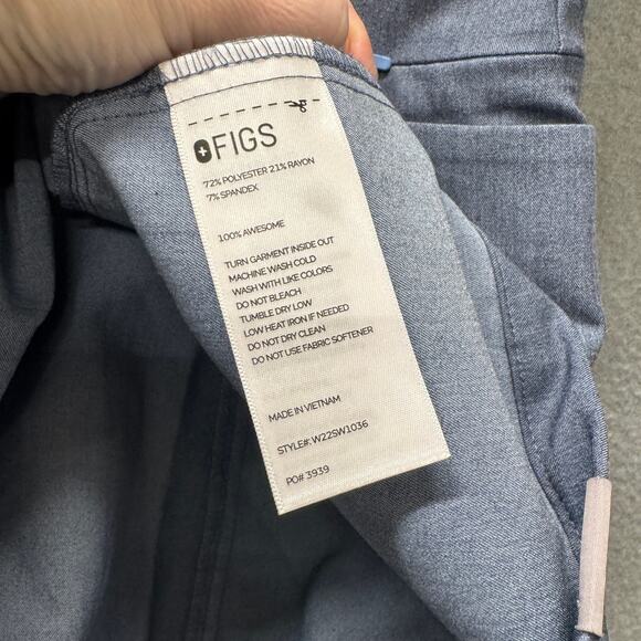 Figs Inala Scrub Top Womens XL Heather Denim Blue Color #3939 V-Neck + Pockets - Picture 6 of 7